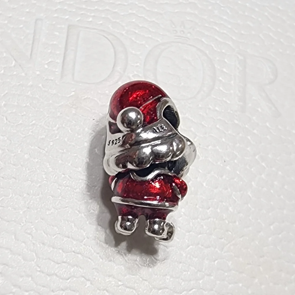 Pandora Playful Santa Charm